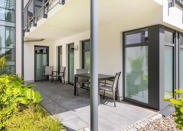 Louisa - 36 Apartment